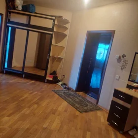 In Baku 65.0 m² apartment is for sale - Image 4