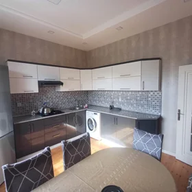 In nan 150.0 m² house with 4.0 rooms is for sale - Image 3