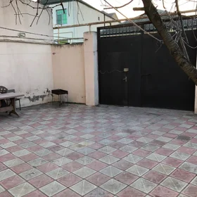 In nan 200.0 m² house with 4.0 rooms is for sale - Image 3