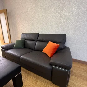 In Baku 180.0 m² apartment is for rent - Image 3