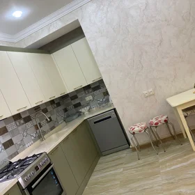 In Baku 97.0 m² apartment is for rent - Image 4