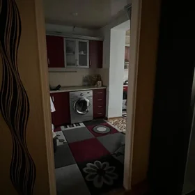 In Baku 80.0 m² apartment is for sale - Image 3