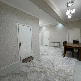 In Sumgayit 171.0 m² apartment is for sale - Image 5