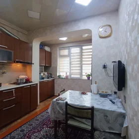 In Baku 65.0 m² apartment is for sale - Image 5
