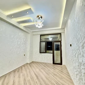 In Baku nan m² apartment is for sale - Image 4