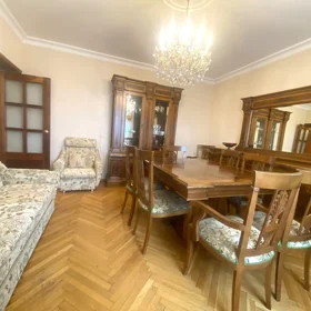 In Baku 110.0 m² apartment is for sale - Image 3