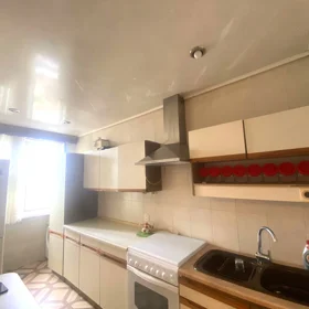 In Baku 110.0 m² apartment is for sale - Image 4