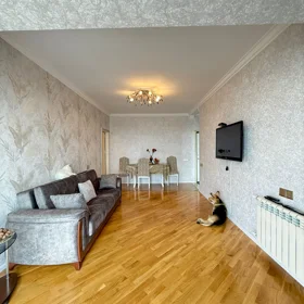 In Baku 65.0 m² apartment is for sale - Image 4