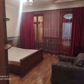 In Baku 70.0 m² apartment is for rent - Image 3