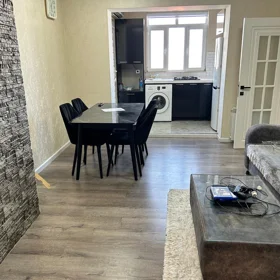 In Baku 77.0 m² apartment is for rent - Image 3