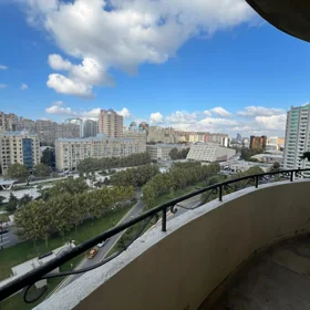 In Baku 130.0 m² apartment is for rent - Image 3