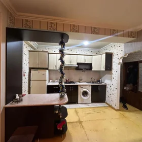 In Baku 60.0 m² apartment is for rent - Image 3