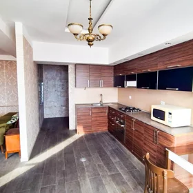 In Baku 90.0 m² apartment is for rent - Image 4