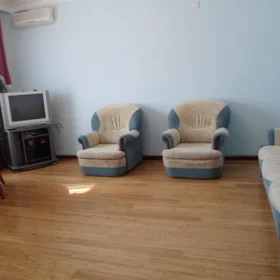 In Baku 120.0 m² apartment is for rent - Image 3
