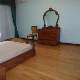 In Baku 120.0 m² apartment is for rent - Image 5