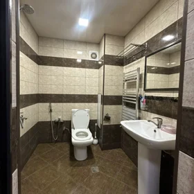 In Baku 80.0 m² apartment is for sale - Image 3