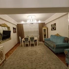 In Baku 110.0 m² apartment is for rent - Image 2