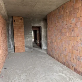 In Baku nan m² apartment is for sale - Image 2