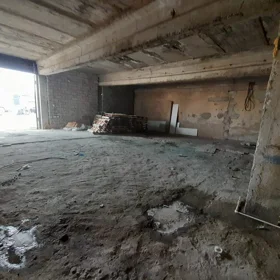 In Baku 136.0 m² commercial is for rent - Image 2