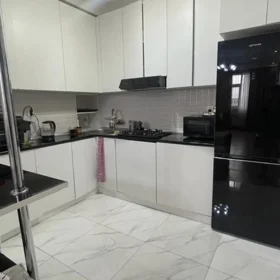 In Baku 60.0 m² apartment is for rent - Image 4