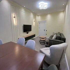 In Baku 70.0 m² apartment is for rent - Image 2