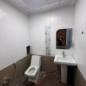 In Baku 75.0 m² apartment is for sale - Image 4