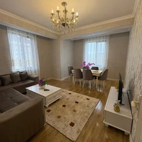 In Baku 90.0 m² apartment is for rent - Image 3