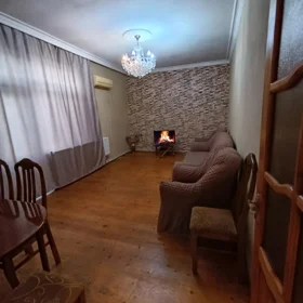 In Baku 70.0 m² apartment is for sale - Image 2