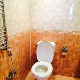 In Baku 159.0 m² apartment is for sale - Image 3