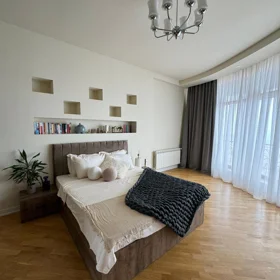 In Baku 370.0 m² house with 7.0 rooms is for sale - Image 4