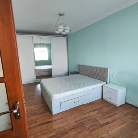 In Baku 70.0 m² house with 2.0 rooms is for rent - Image 3