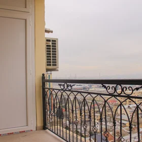 In Baku 137.0 m² apartment is for rent - Image 4