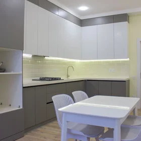 In Baku 137.0 m² apartment is for rent - Image 5