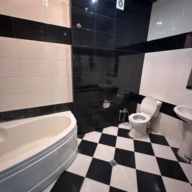 In Baku 100.0 m² apartment is for sale - Image 5