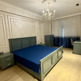 In Baku 140.0 m² apartment is for rent - Image 4