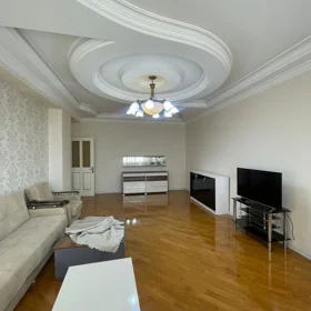 In Baku 105.0 m² apartment is for rent - Image 3