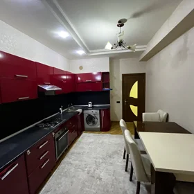 In Baku 136.0 m² apartment is for rent - Image 4