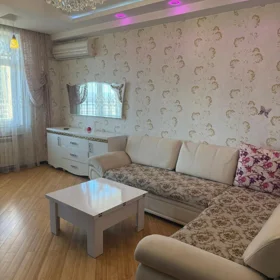 In Baku 65.0 m² apartment is for rent - Image 3