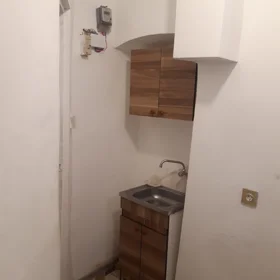 In Baku 8.0 m² apartment is for sale - Image 2