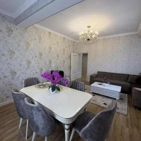 In Baku 85.0 m² apartment is for rent - Image 2
