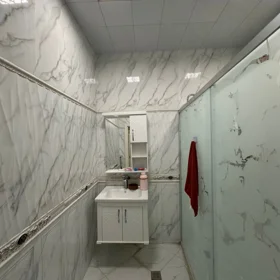 In Baku 122.0 m² apartment is for sale - Image 4