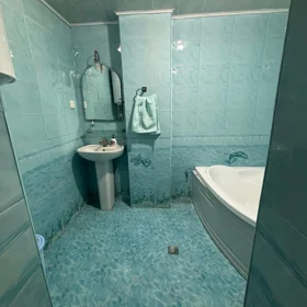 In Baku 88.0 m² apartment is for sale - Image 2