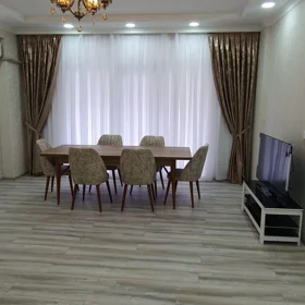 In Baku 108.0 m² apartment is for rent - Image 2