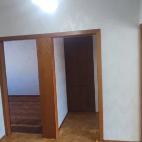 In Baku 78.0 m² apartment is for rent - Image 2