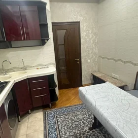 In Baku 90.0 m² apartment is for rent - Image 4