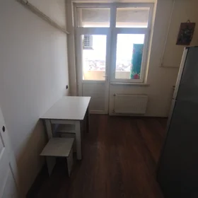 In Baku 60.0 m² apartment is for rent - Image 2