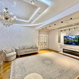 In Baku 150.0 m² apartment is for sale - Image 5