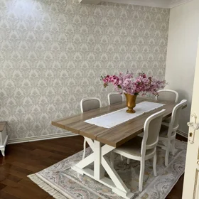 In Baku 140.0 m² apartment is for rent - Image 2