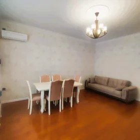 In Baku 105.0 m² apartment is for rent - Image 4