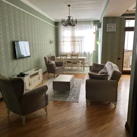 In Baku 100.0 m² apartment is for rent - Image 2